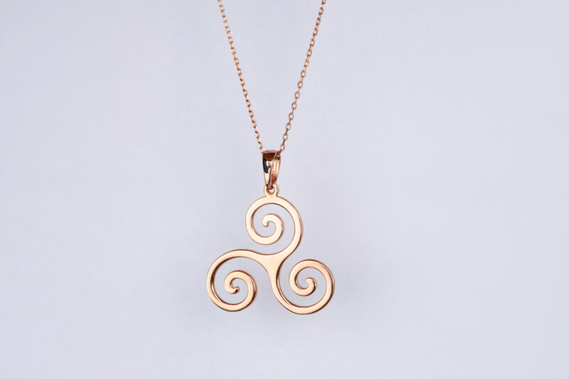 TRISKELION