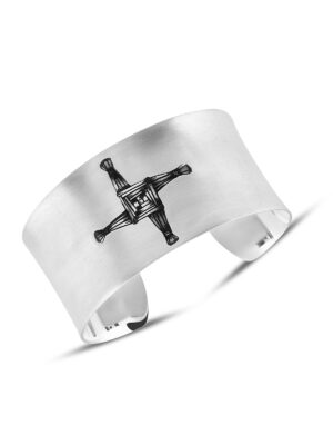 925 Ayar Gümüş Brigid Cross İşlemeli El Yapımı Bileklik