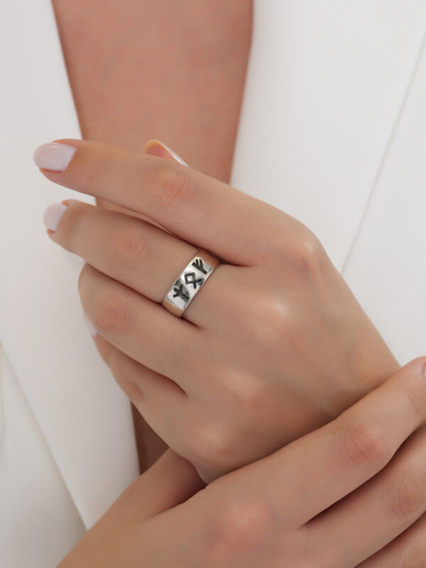 925 Ayar Gümüş Runik Yazı Yüzüğü – El Yapımı Viking Runes Band Ring